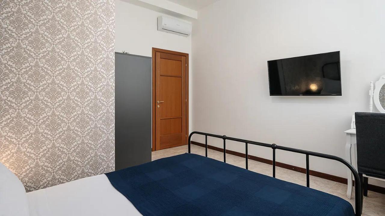 Blue City Paradise - Renovated Apt In Center Milan Apartamento Exterior foto