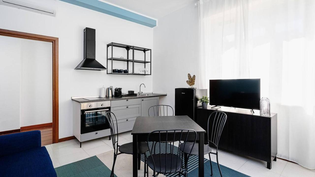 Blue City Paradise - Renovated Apt In Center Milan Apartamento Exterior foto
